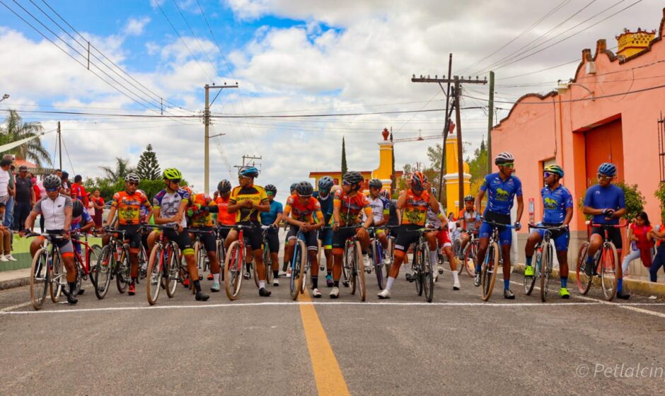 El 25 de julio Petlalcingo celebra la Carrera Ciclista Rufino Enríquez Luján; ruta Nuevos Horizontes y premios de 10 000 pesos.