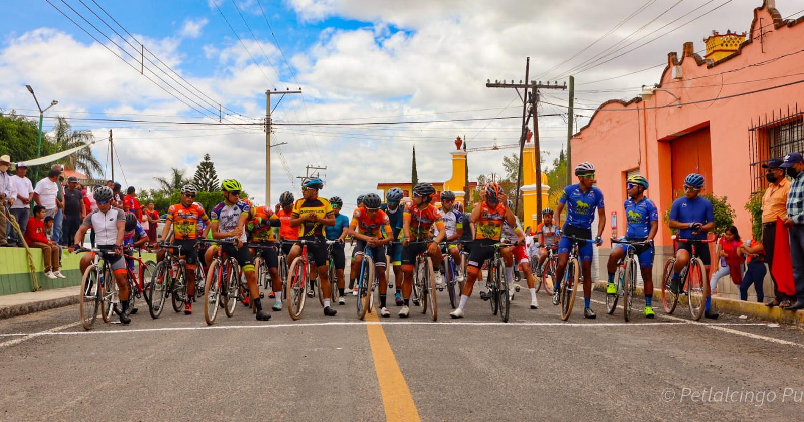 Convocan a la tradicional Carrera Ciclista “Rufino Enríquez Luján” del 25 de julio en Petlalcingo